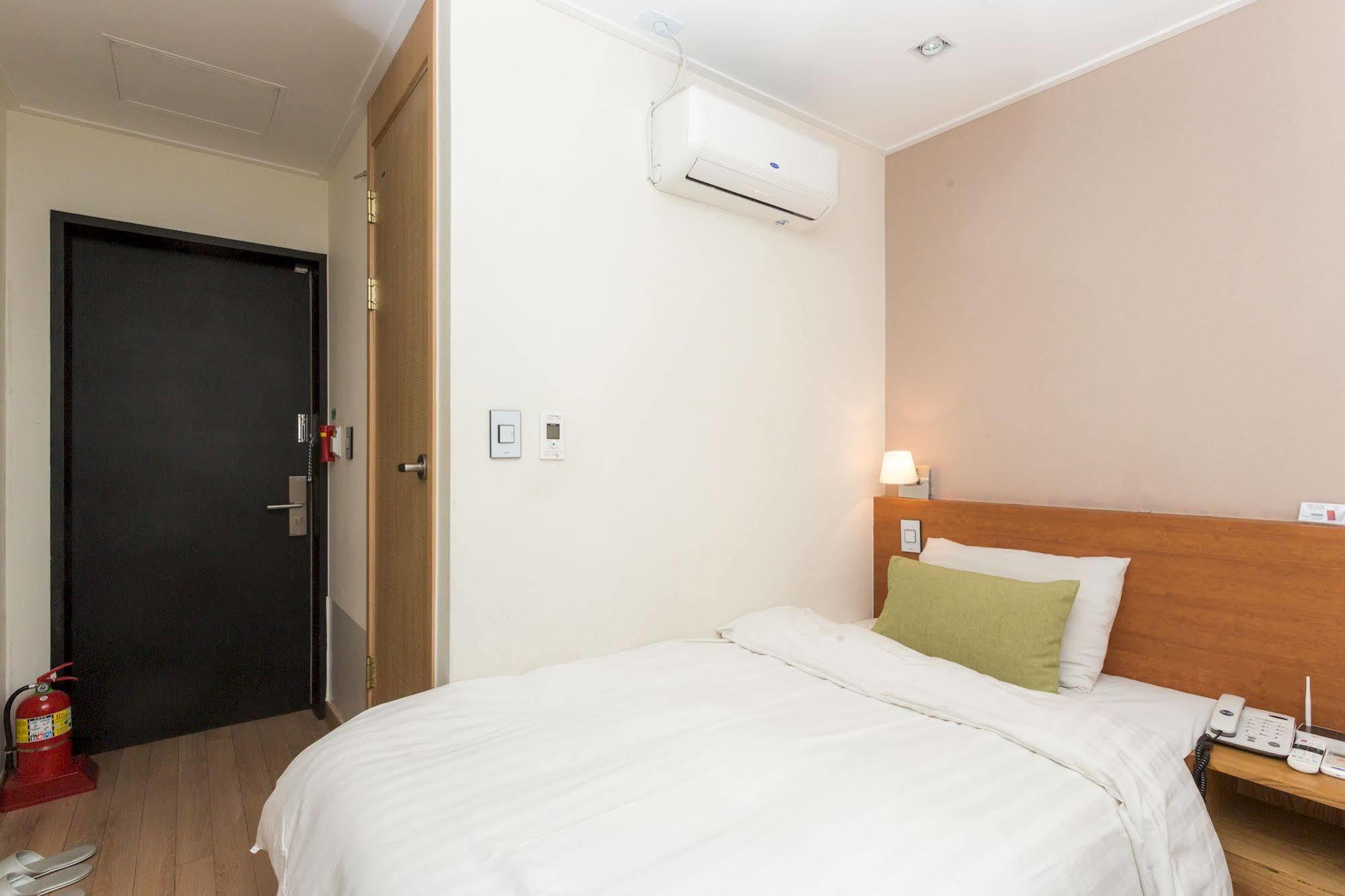 Juststay Hotel Dongdaemun Seúl Exterior foto